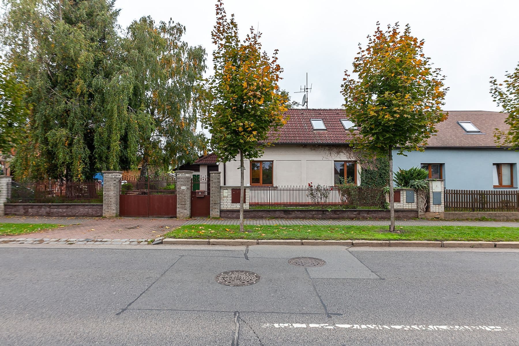 Prodej domu 230 m², pozemek 654 m², Na Hlavní, Praha, Praha Prodej domu 230 m², pozemek 654 m², Na Hlavní, Praha, Praha