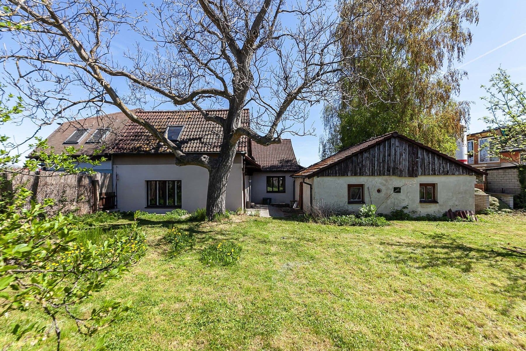 Prodej domu 230 m², pozemek 654 m², Na Hlavní, Praha, Praha Prodej domu 230 m², pozemek 654 m², Na Hlavní, Praha, Praha