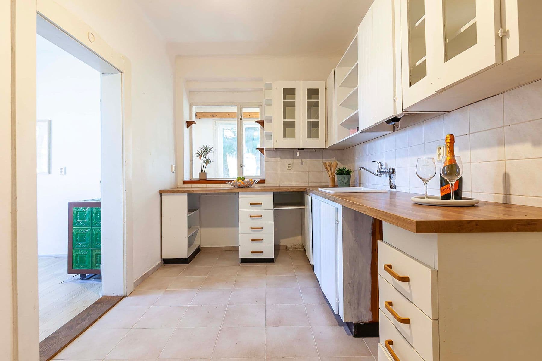 Prodej domu 230 m², pozemek 654 m², Na Hlavní, Praha, Praha Prodej domu 230 m², pozemek 654 m², Na Hlavní, Praha, Praha