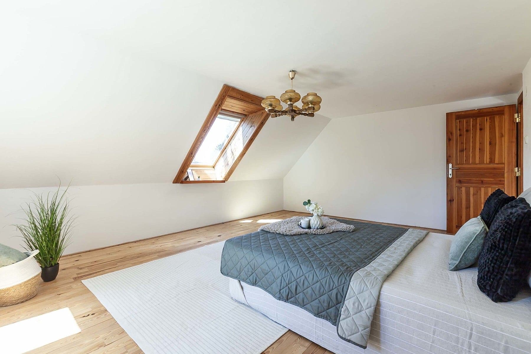 Prodej domu 230 m², pozemek 654 m², Na Hlavní, Praha, Praha Prodej domu 230 m², pozemek 654 m², Na Hlavní, Praha, Praha