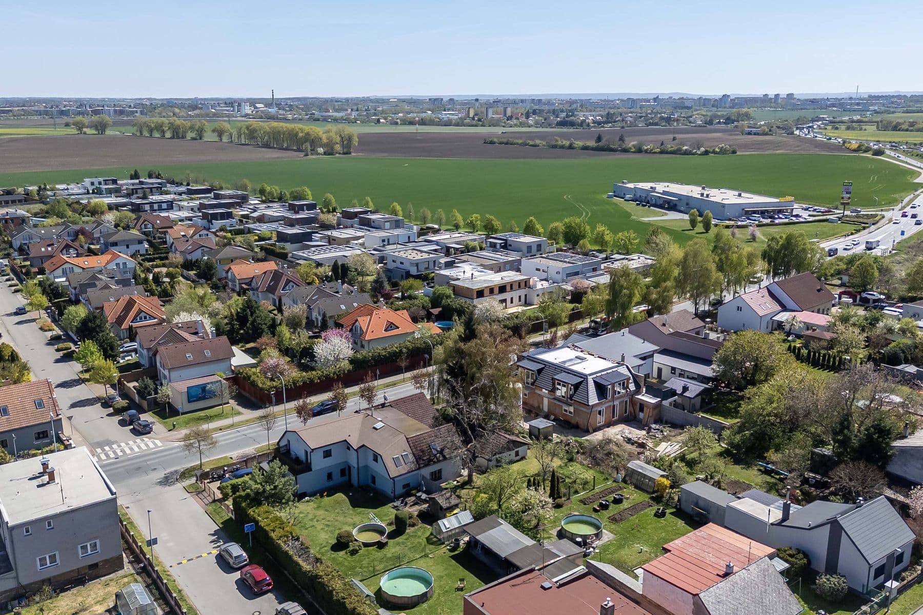 Prodej domu 230 m², pozemek 654 m², Na Hlavní, Praha, Praha Prodej domu 230 m², pozemek 654 m², Na Hlavní, Praha, Praha