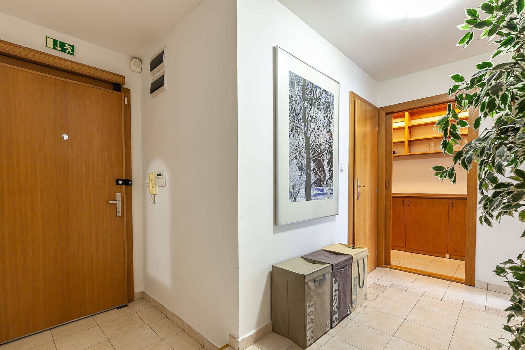 Prodej bytu 4+1 138 m², Vršovické náměstí, Praha, Praha Prodej bytu 4+1 138 m², Vršovické náměstí, Praha, Praha