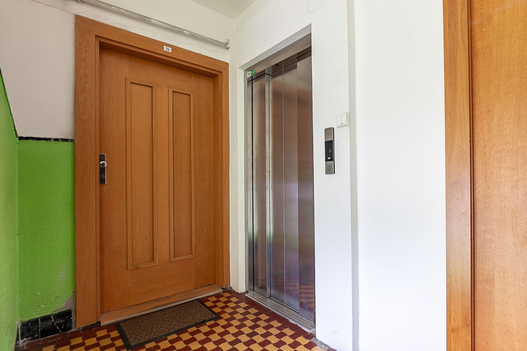 Prodej bytu 4+1 138 m², Vršovické náměstí, Praha, Praha Prodej bytu 4+1 138 m², Vršovické náměstí, Praha, Praha