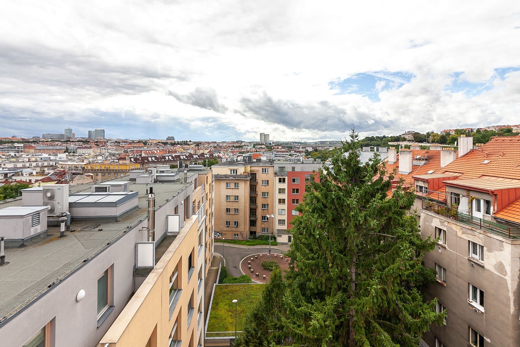 Prodej bytu 4+1 138 m², Vršovické náměstí, Praha, Praha Prodej bytu 4+1 138 m², Vršovické náměstí, Praha, Praha