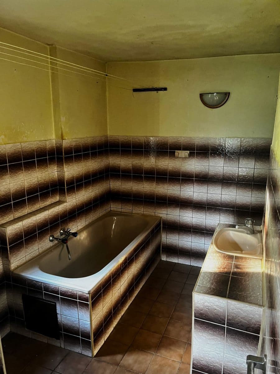 Prodej domu 200 m², pozemek 1.330 m², Návsí, Moravskoslezský kraj Prodej domu 200 m², pozemek 1.330 m², Návsí, Moravskoslezský kraj