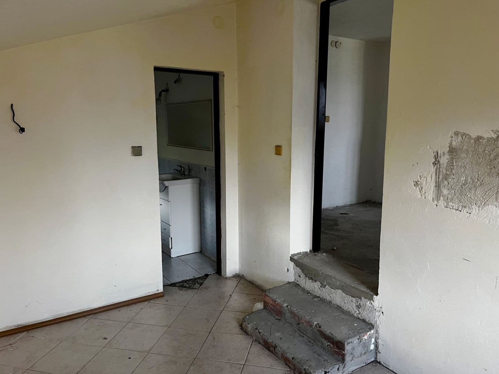 Prodej domu 200 m², pozemek 1.330 m², Návsí, Moravskoslezský kraj Prodej domu 200 m², pozemek 1.330 m², Návsí, Moravskoslezský kraj