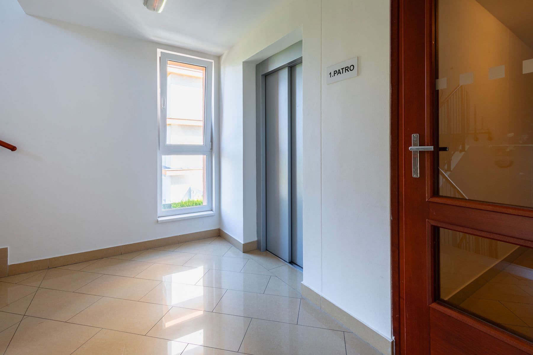 Prodej bytu 3+kk 83 m², Na Výrovně, Praha, Praha Prodej bytu 3+kk 83 m², Na Výrovně, Praha, Praha