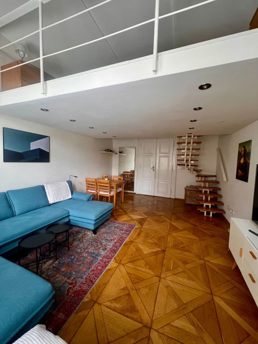 Pronájem bytu 1+1 44 m², Na Valentince, Praha, Praha Pronájem bytu 1+1 44 m², Na Valentince, Praha, Praha