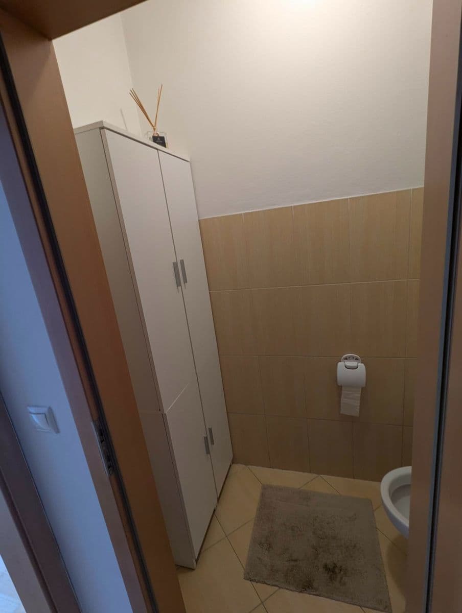 Pronájem bytu 2+kk 53 m², Na Neklance, Praha, Praha Pronájem bytu 2+kk 53 m², Na Neklance, Praha, Praha