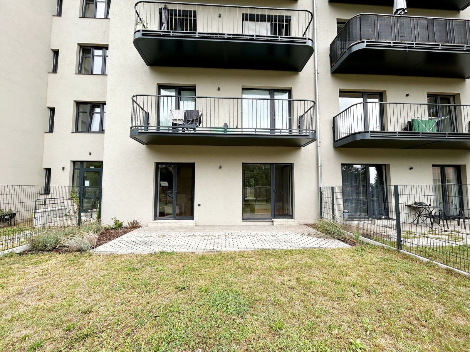 Pronájem bytu 2+kk 44 m², Zengrova, Kolín, Středočeský kraj Pronájem bytu 2+kk 44 m², Zengrova, Kolín, Středočeský kraj