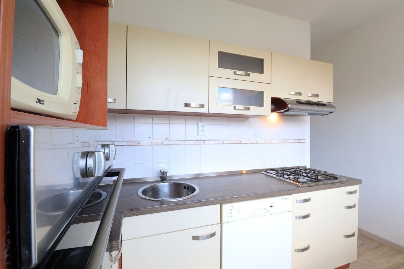 Pronájem bytu 1+1 34 m², Švermova, Beroun, Středočeský kraj Pronájem bytu 1+1 34 m², Švermova, Beroun, Středočeský kraj