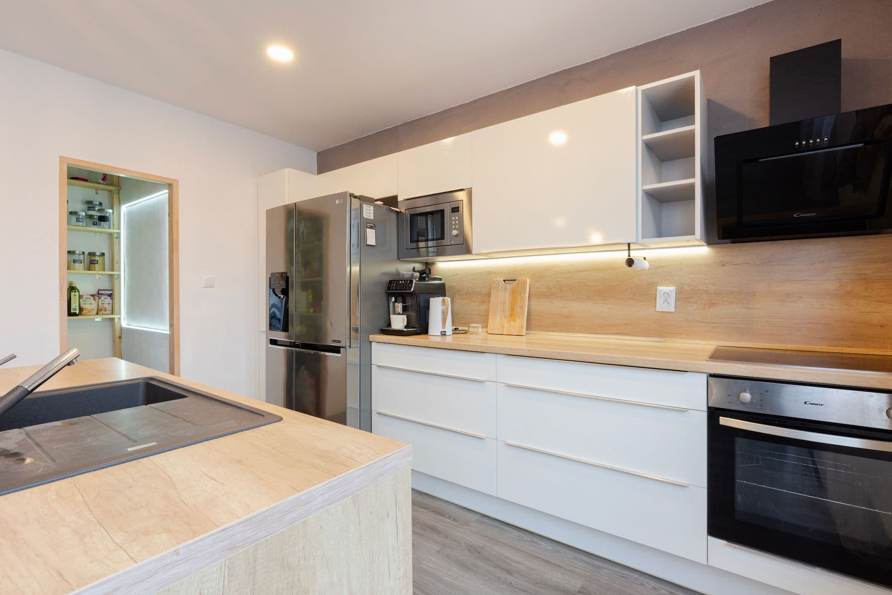 Prodej domu 180 m², pozemek 799 m², Rodáků, Spálené Poříčí, Plzeňský kraj Prodej domu 180 m², pozemek 799 m², Rodáků, Spálené Poříčí, Plzeňský kraj