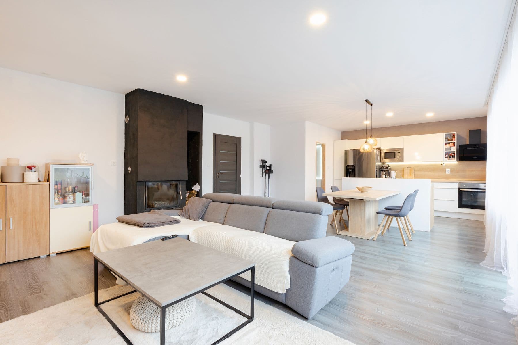 Prodej domu 180 m², pozemek 799 m², Rodáků, Spálené Poříčí, Plzeňský kraj Prodej domu 180 m², pozemek 799 m², Rodáků, Spálené Poříčí, Plzeňský kraj