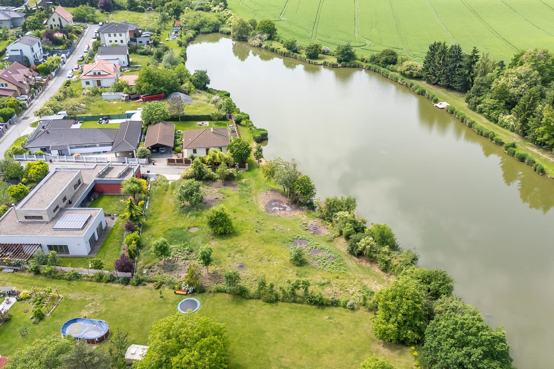 Prodej pozemku 1.636 m², Odolena Voda, Středočeský kraj Prodej pozemku 1.636 m², Odolena Voda, Středočeský kraj