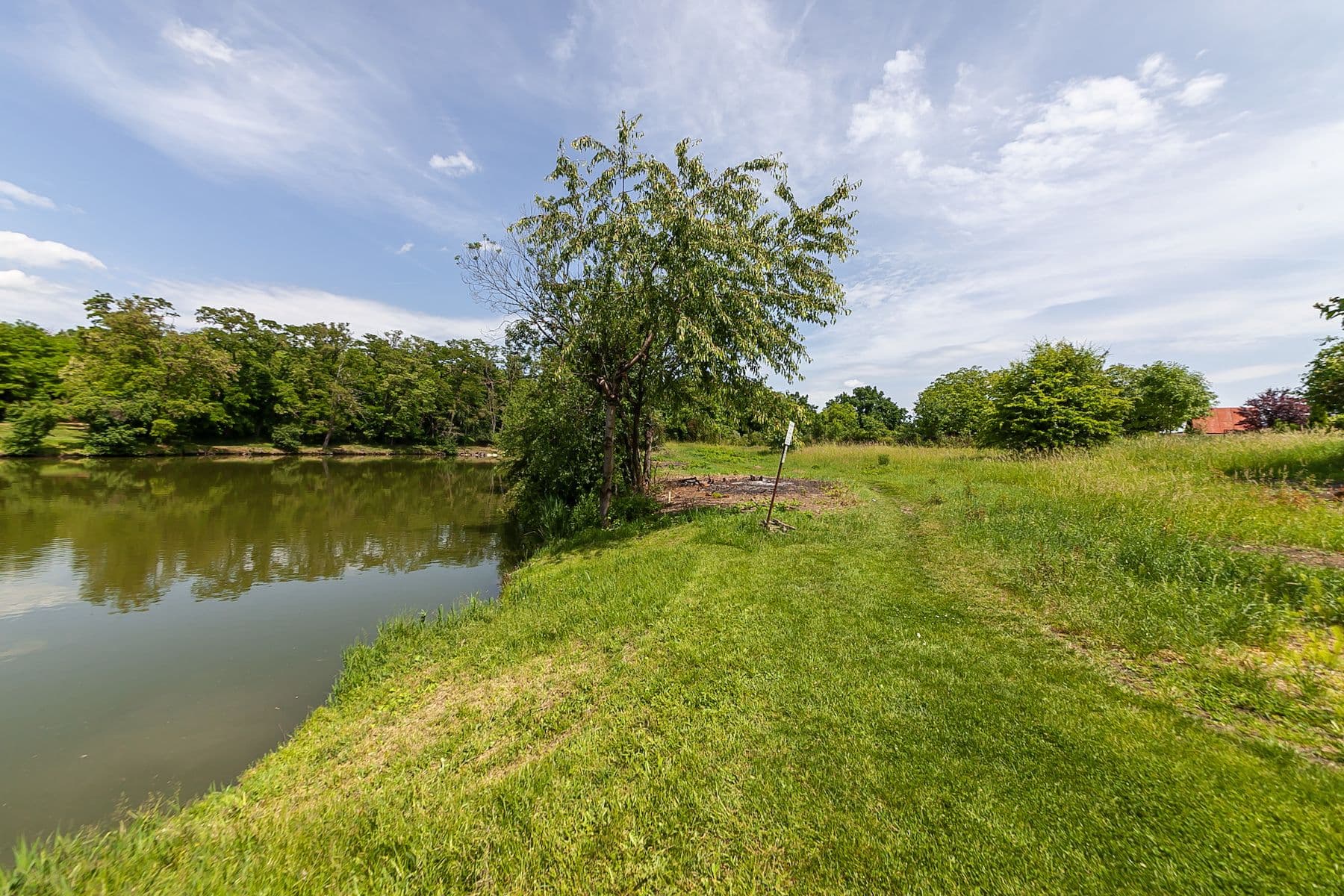 Prodej pozemku 1.636 m², Odolena Voda, Středočeský kraj Prodej pozemku 1.636 m², Odolena Voda, Středočeský kraj