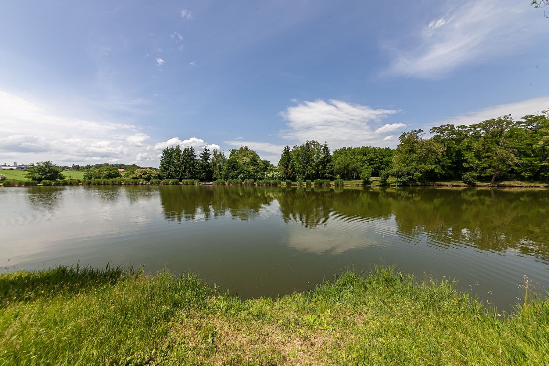 Prodej pozemku 1.636 m², Odolena Voda, Středočeský kraj Prodej pozemku 1.636 m², Odolena Voda, Středočeský kraj