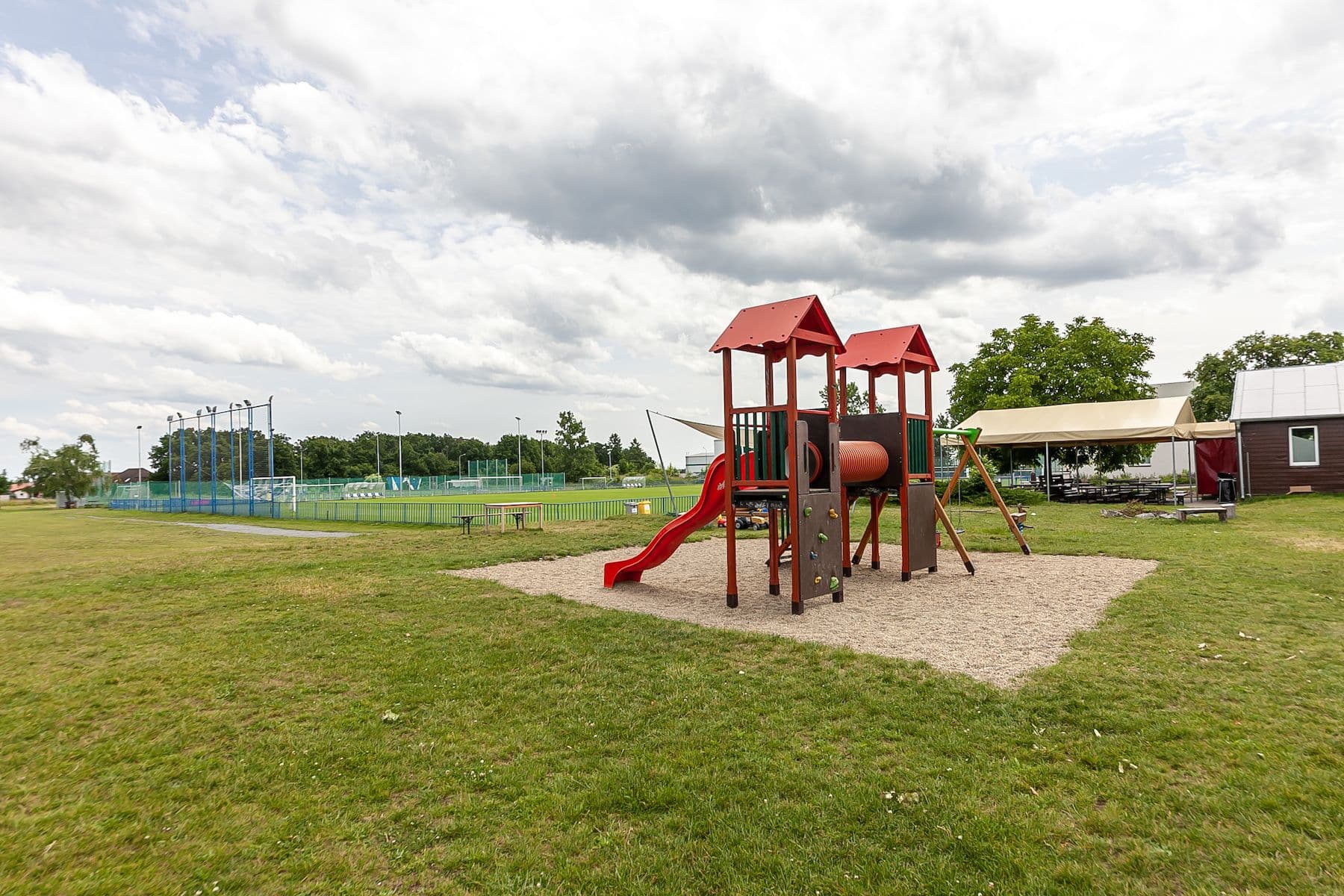 Prodej pozemku 1.636 m², Odolena Voda, Středočeský kraj Prodej pozemku 1.636 m², Odolena Voda, Středočeský kraj