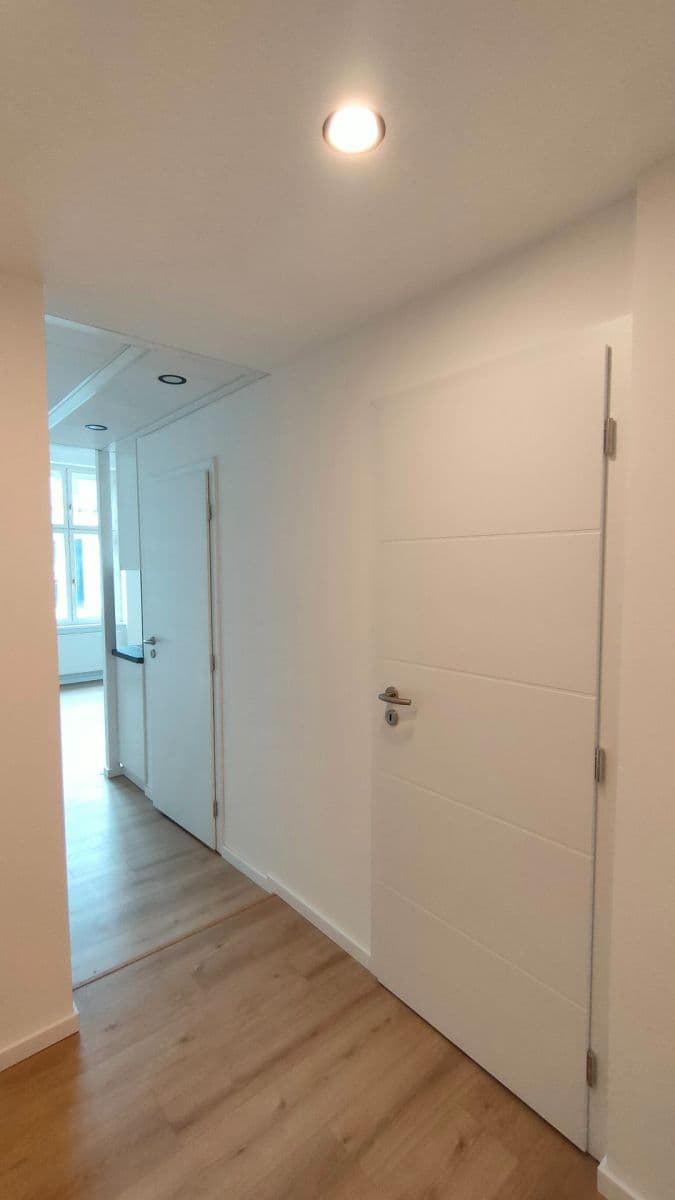 Pronájem bytu 1+kk 29 m², Evropská, Praha, Praha Pronájem bytu 1+kk 29 m², Evropská, Praha, Praha