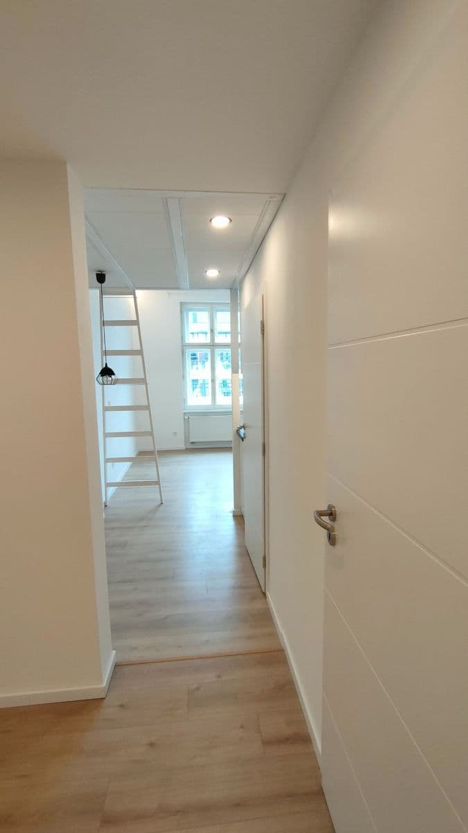 Pronájem bytu 1+kk 29 m², Evropská, Praha, Praha Pronájem bytu 1+kk 29 m², Evropská, Praha, Praha