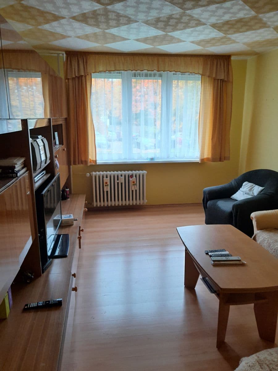Prodej bytu 2+1 57 m², Gagarinova, Karlovy Vary, Karlovarský kraj Prodej bytu 2+1 57 m², Gagarinova, Karlovy Vary, Karlovarský kraj
