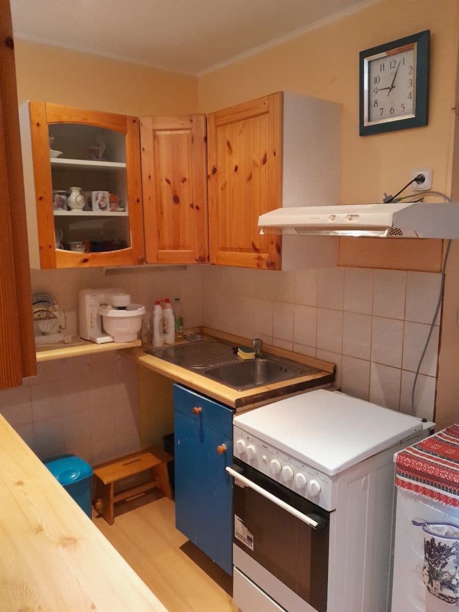 Prodej bytu 2+1 57 m², Gagarinova, Karlovy Vary, Karlovarský kraj Prodej bytu 2+1 57 m², Gagarinova, Karlovy Vary, Karlovarský kraj