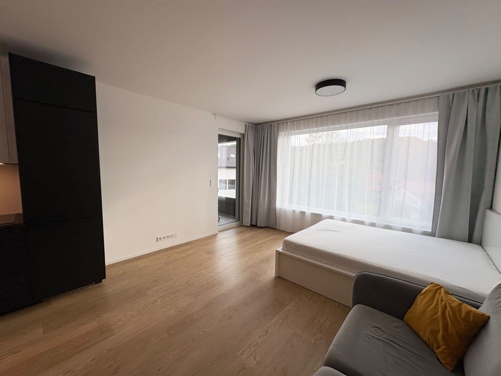 Pronájem bytu 1+kk 40 m², Skálové, Praha, Praha Pronájem bytu 1+kk 40 m², Skálové, Praha, Praha