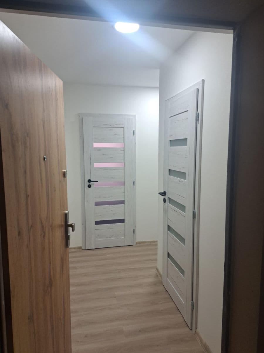 Prodej bytu 2+kk 40 m², Alfonse Muchy, Litoměřice, Ústecký kraj Prodej bytu 2+kk 40 m², Alfonse Muchy, Litoměřice, Ústecký kraj