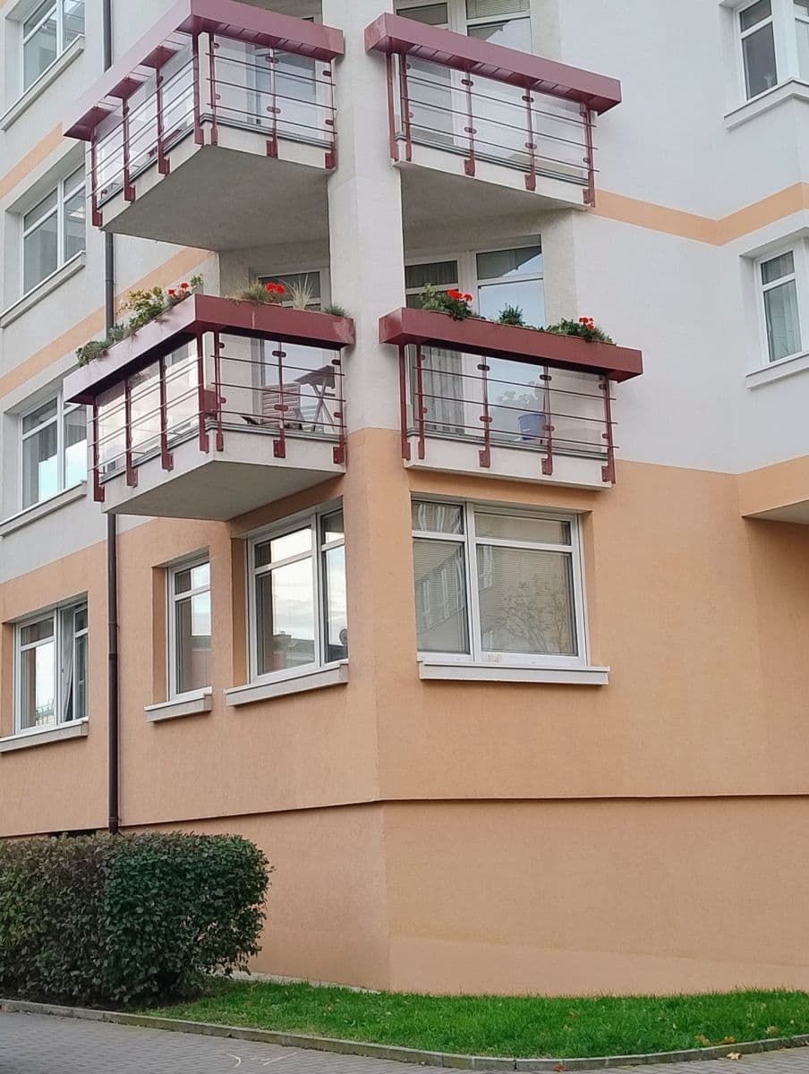 Prodej bytu 1+kk 48 m², Nad Okrouhlíkem, Praha, Praha Prodej bytu 1+kk 48 m², Nad Okrouhlíkem, Praha, Praha