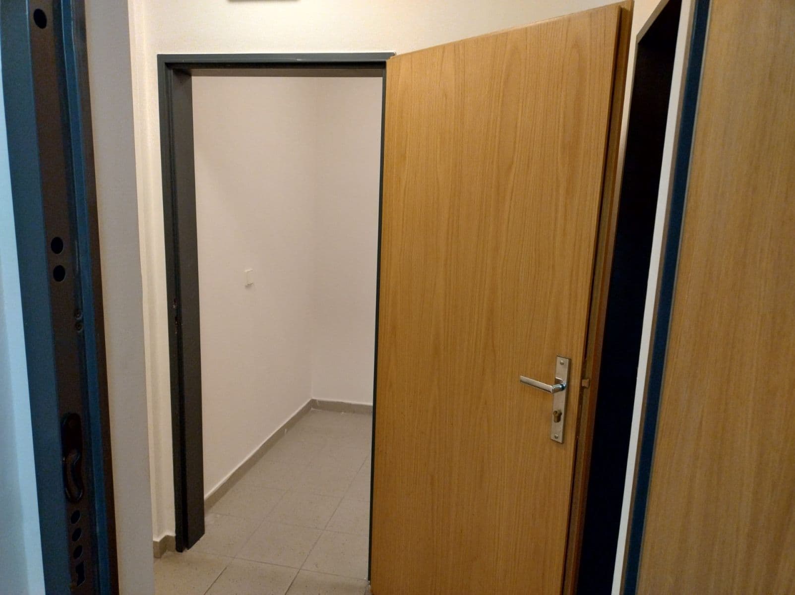 Prodej bytu 1+kk 46 m², Nad Okrouhlíkem, Praha, Praha Prodej bytu 1+kk 46 m², Nad Okrouhlíkem, Praha, Praha
