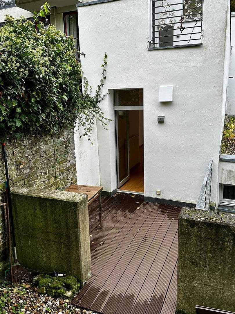Prodej bytu 2+1 70 m², Lousbergstrasse 52, Cáchy, Severní Porýní-Vestfálsko Prodej bytu 2+1 70 m², Lousbergstrasse 52, Cáchy, Severní Porýní-Vestfálsko