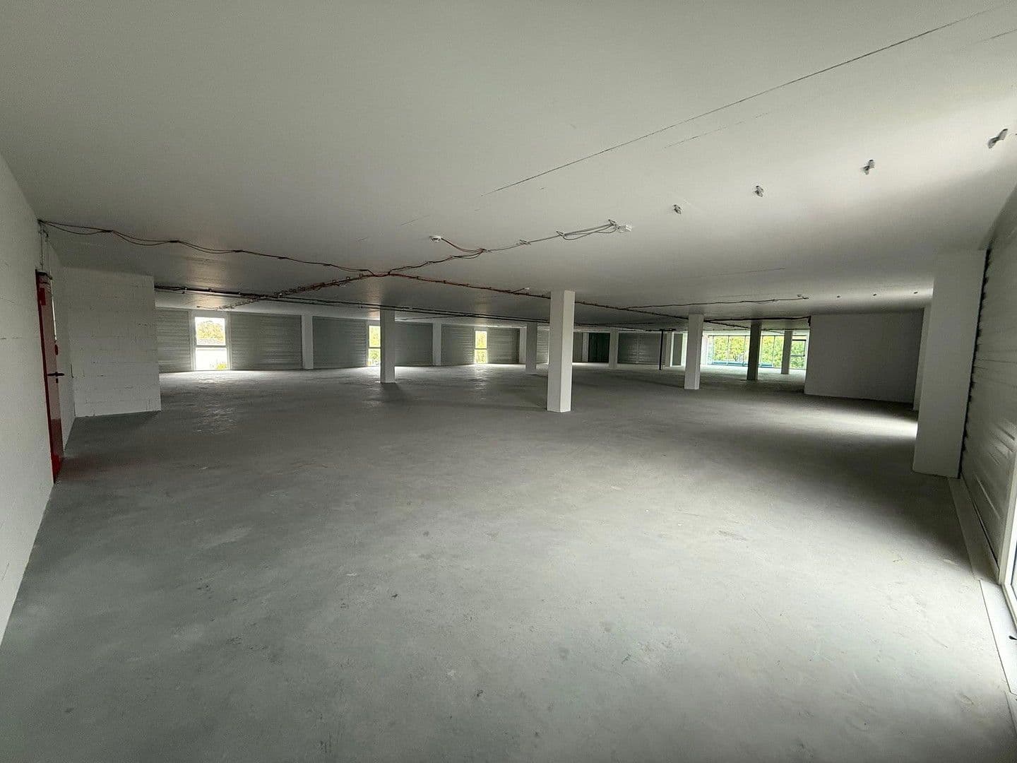 Pronájem nebytového prostoru 300 m², Neuenlander Straße 35, Bremen, Bremen Pronájem nebytového prostoru 300 m², Neuenlander Straße 35, Bremen, Bremen