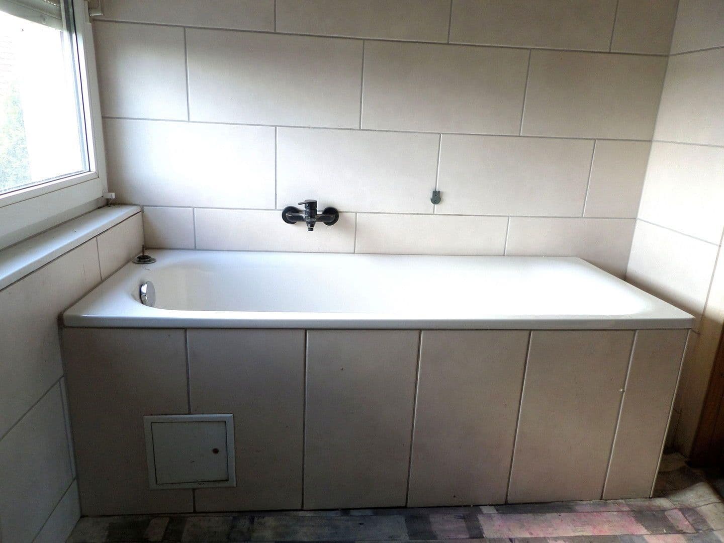 Prodej domu 157 m², pozemek 341 m², Lauchhammer, Braniborsko Prodej domu 157 m², pozemek 341 m², Lauchhammer, Braniborsko