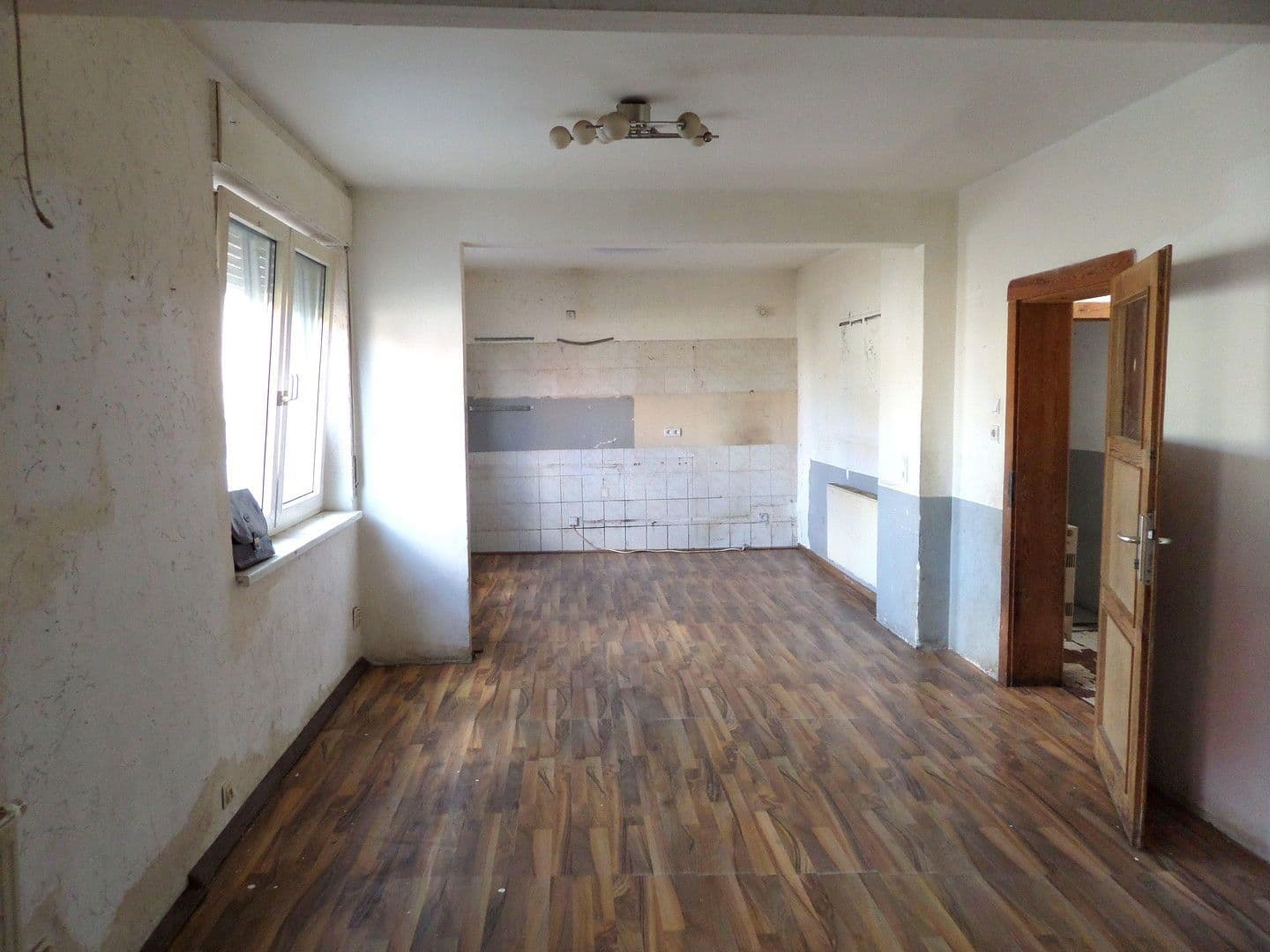 Prodej domu 157 m², pozemek 341 m², Lauchhammer, Braniborsko Prodej domu 157 m², pozemek 341 m², Lauchhammer, Braniborsko