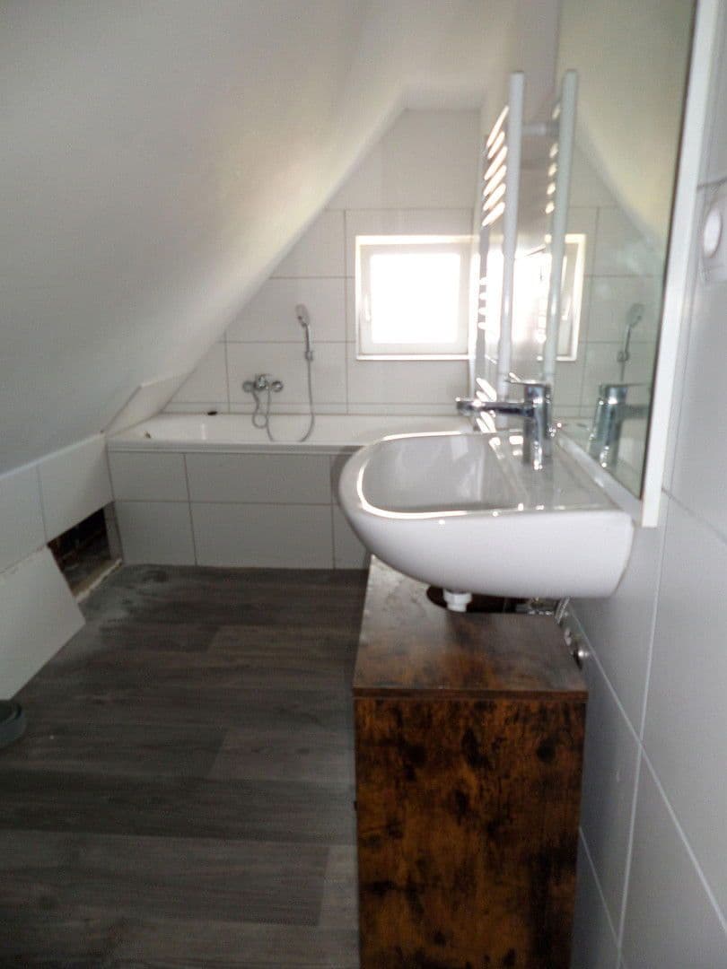 Prodej domu 157 m², pozemek 341 m², Lauchhammer, Braniborsko Prodej domu 157 m², pozemek 341 m², Lauchhammer, Braniborsko