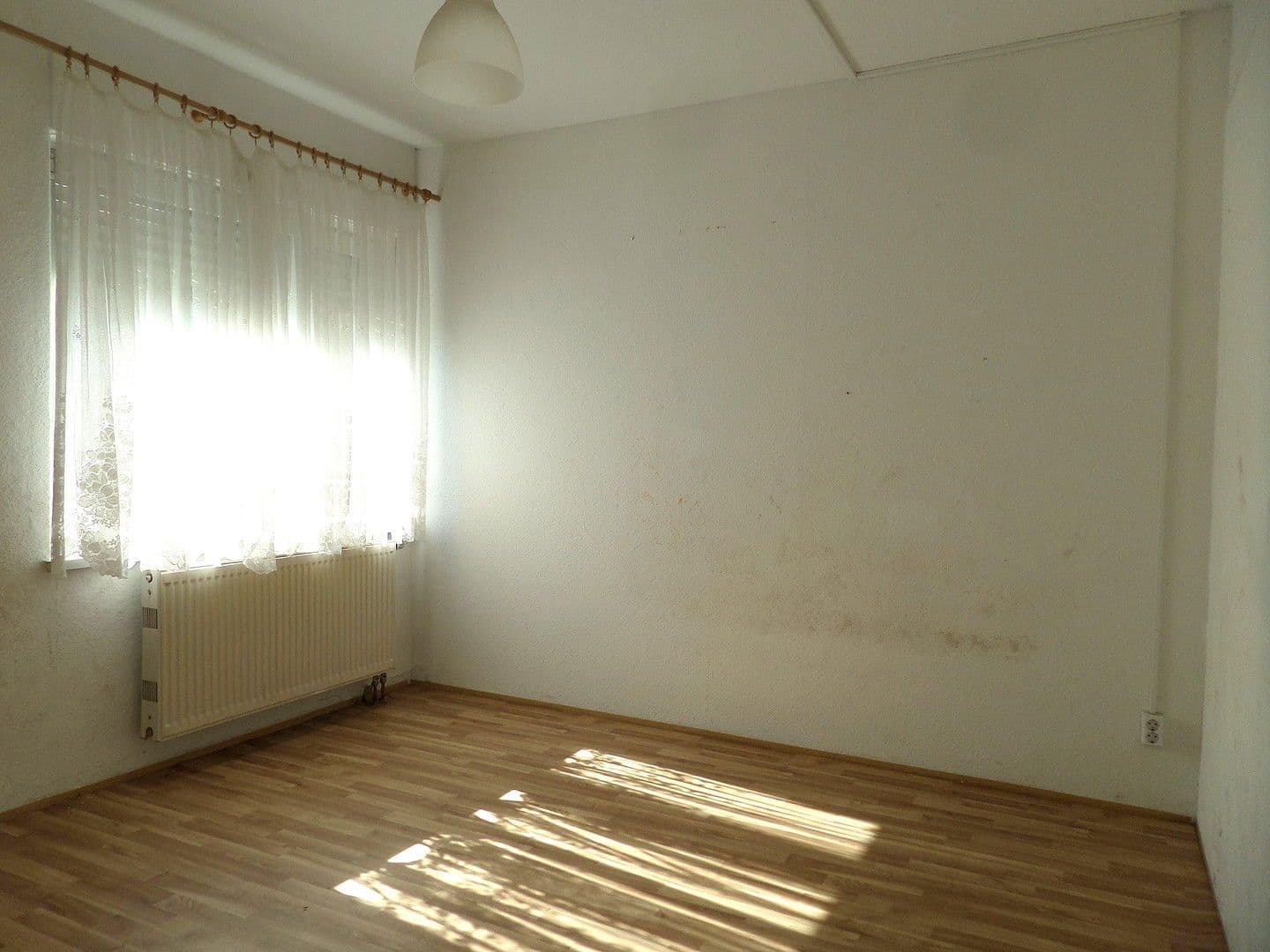 Prodej domu 157 m², pozemek 341 m², Lauchhammer, Braniborsko Prodej domu 157 m², pozemek 341 m², Lauchhammer, Braniborsko