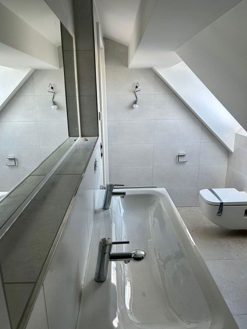 Pronájem bytu 4+1 100 m², München, Bavorsko Pronájem bytu 4+1 100 m², München, Bavorsko