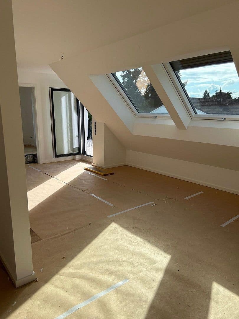 Pronájem bytu 4+1 100 m², München, Bavorsko Pronájem bytu 4+1 100 m², München, Bavorsko