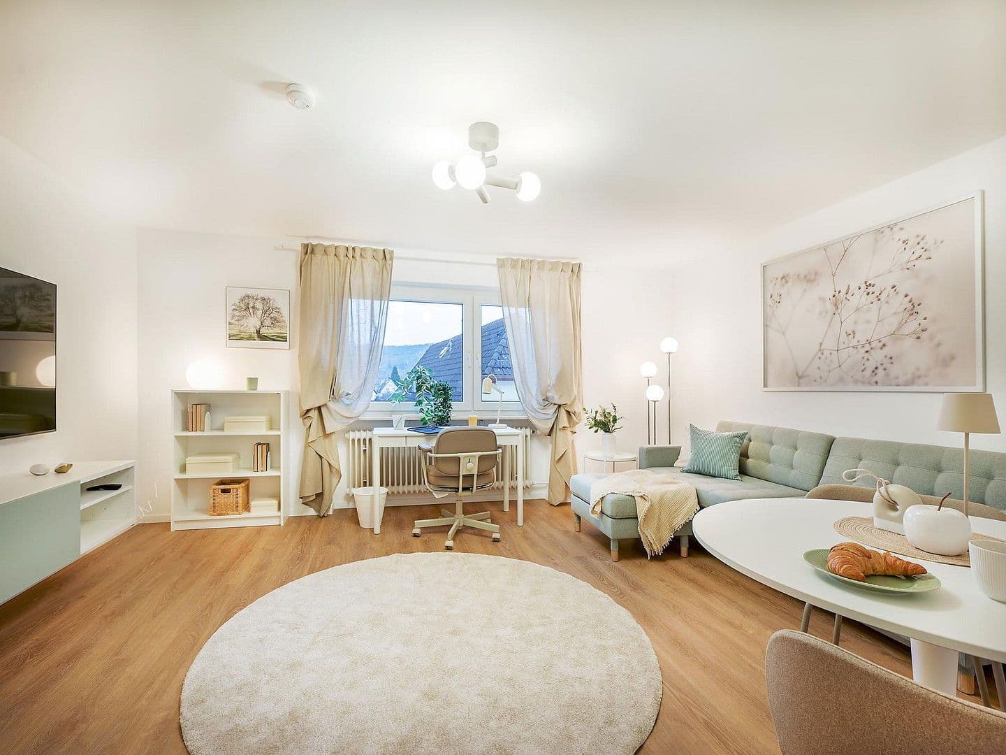 Pronájem bytu 2+1 56 m², Karlsruhe, Bádensko-Württembersko Pronájem bytu 2+1 56 m², Karlsruhe, Bádensko-Württembersko