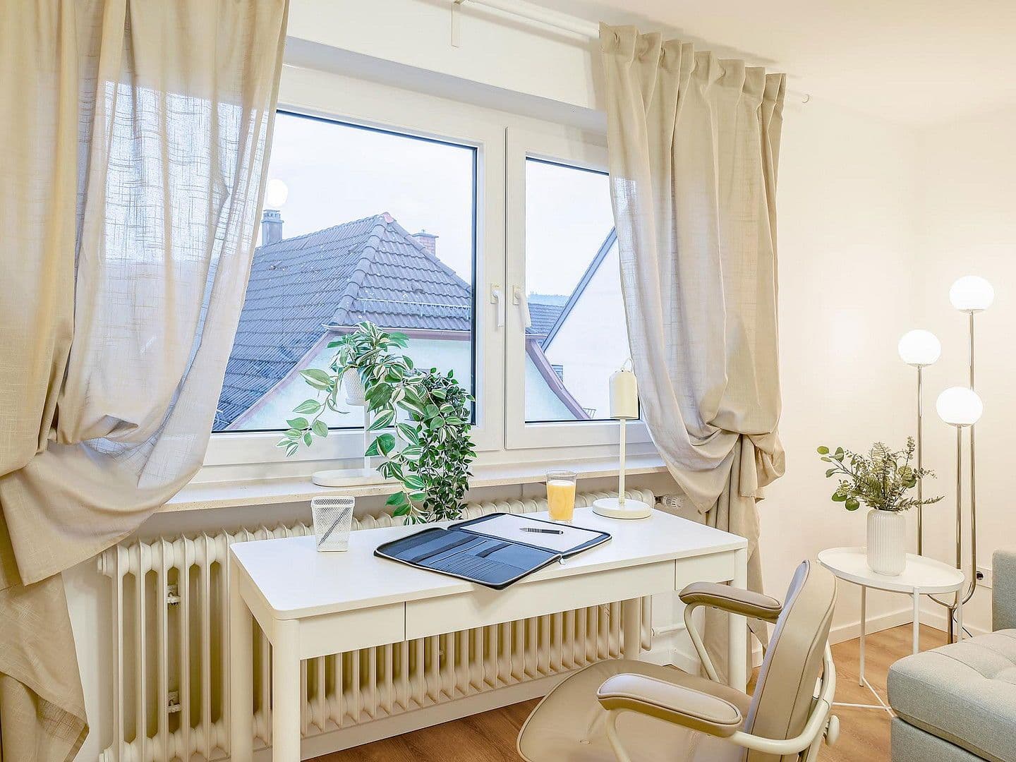 Pronájem bytu 2+1 56 m², Karlsruhe, Bádensko-Württembersko Pronájem bytu 2+1 56 m², Karlsruhe, Bádensko-Württembersko