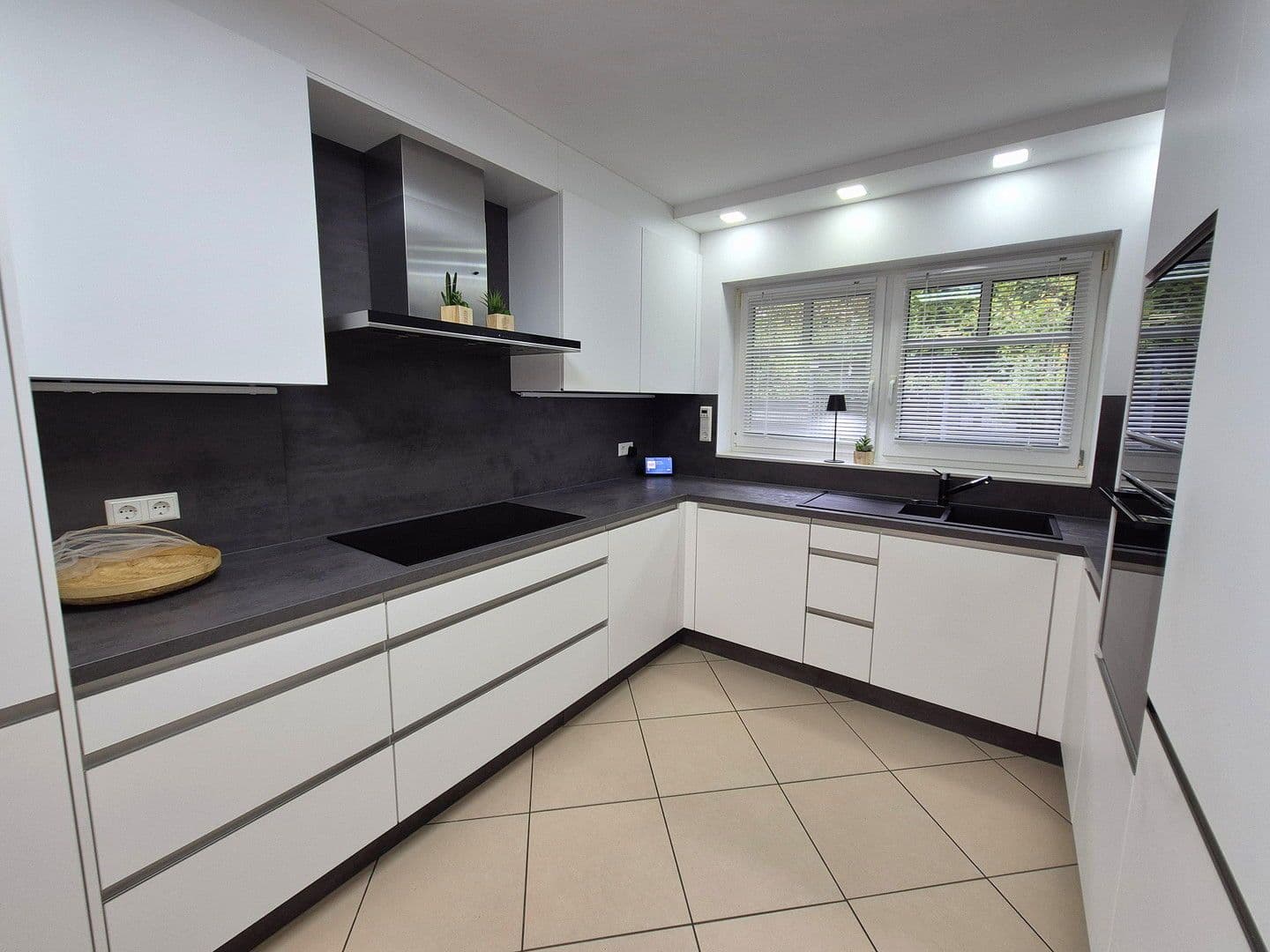 Prodej domu 125 m², pozemek 370 m², Gütersloh, Severní Porýní-Vestfálsko Prodej domu 125 m², pozemek 370 m², Gütersloh, Severní Porýní-Vestfálsko