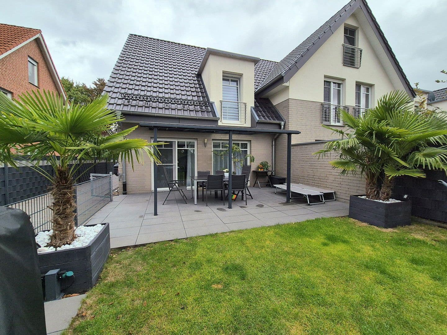 Prodej domu 125 m², pozemek 370 m², Gütersloh, Severní Porýní-Vestfálsko Prodej domu 125 m², pozemek 370 m², Gütersloh, Severní Porýní-Vestfálsko