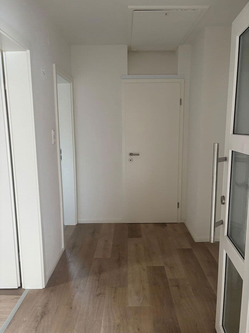 Pronájem bytu 3+1 103 m², Prechtlstr. 1, Kümmersbruck, Bavorsko Pronájem bytu 3+1 103 m², Prechtlstr. 1, Kümmersbruck, Bavorsko