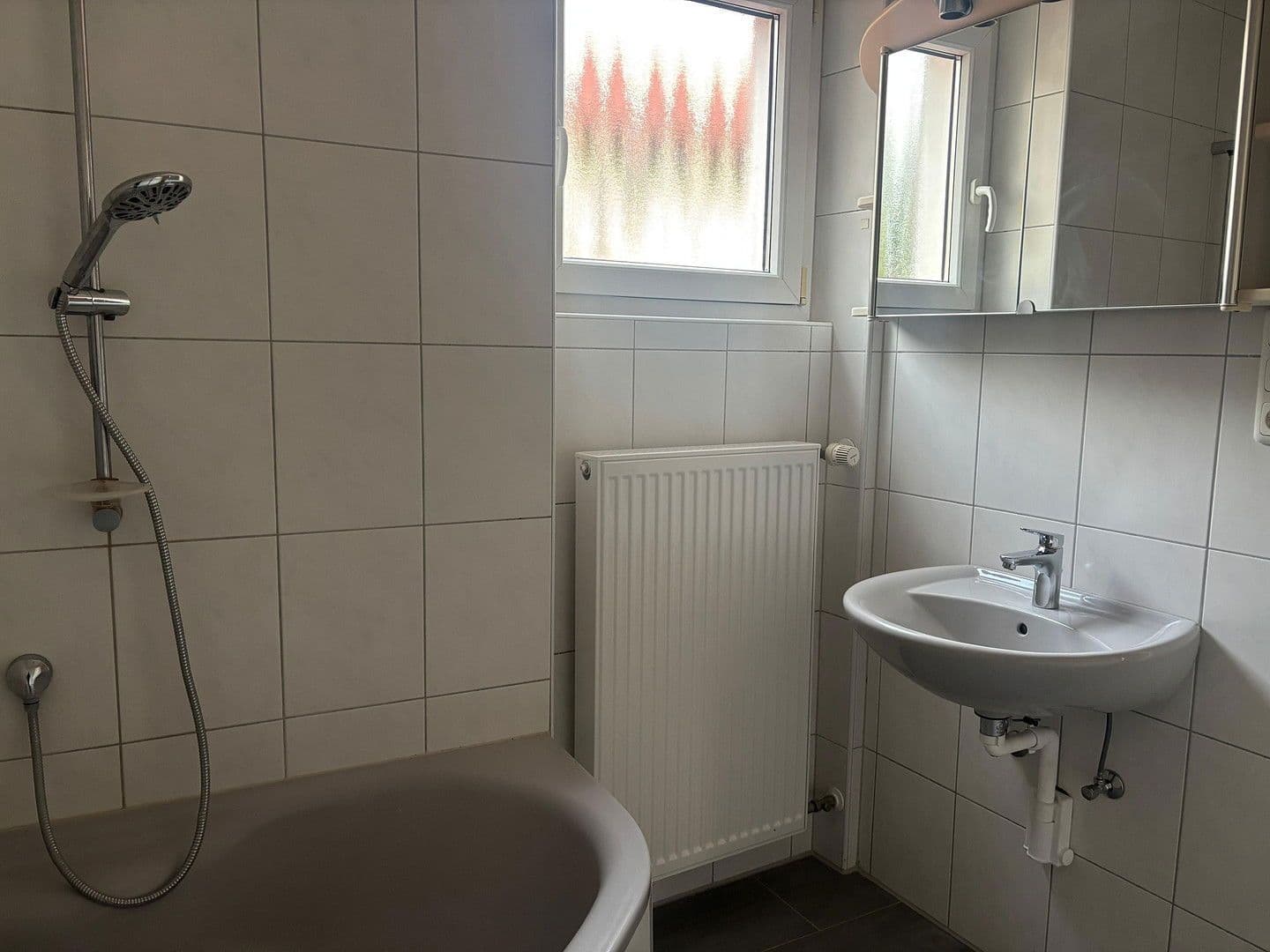 Pronájem bytu 3+1 103 m², Prechtlstr. 1, Kümmersbruck, Bavorsko Pronájem bytu 3+1 103 m², Prechtlstr. 1, Kümmersbruck, Bavorsko