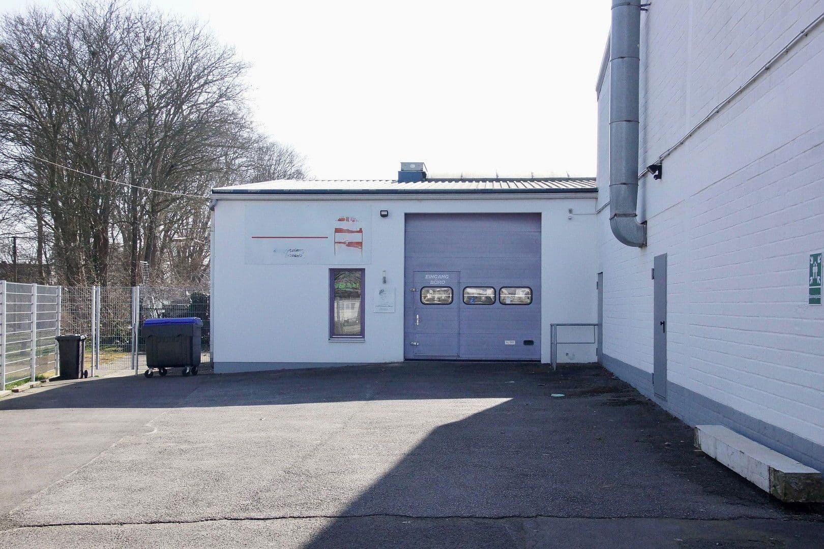 Pronájem nebytového prostoru 919 m², Hafelsstraße 205 / Ennsstraße 21, Krefeld, Severní Porýní-Vestfálsko Pronájem nebytového prostoru 919 m², Hafelsstraße 205 / Ennsstraße 21, Krefeld, Severní Porýní-Vestfálsko