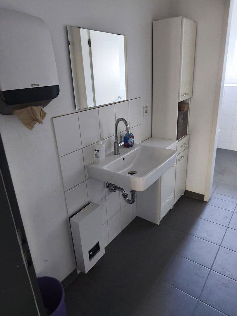 Prodej nebytového prostoru 6.127 m², Am Fuchsbau 15a, Petershagen/Eggersdorf, Braniborsko Prodej nebytového prostoru 6.127 m², Am Fuchsbau 15a, Petershagen/Eggersdorf, Braniborsko