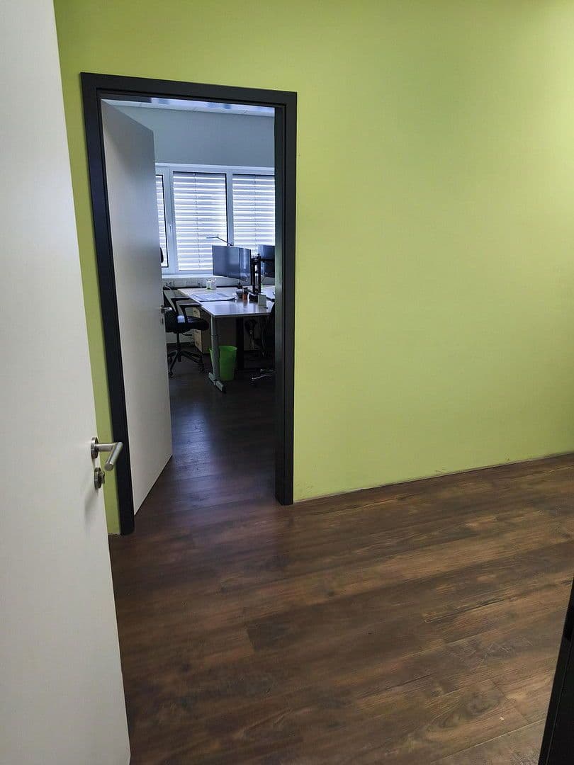 Prodej nebytového prostoru 6.127 m², Am Fuchsbau 15a, Petershagen/Eggersdorf, Braniborsko Prodej nebytového prostoru 6.127 m², Am Fuchsbau 15a, Petershagen/Eggersdorf, Braniborsko