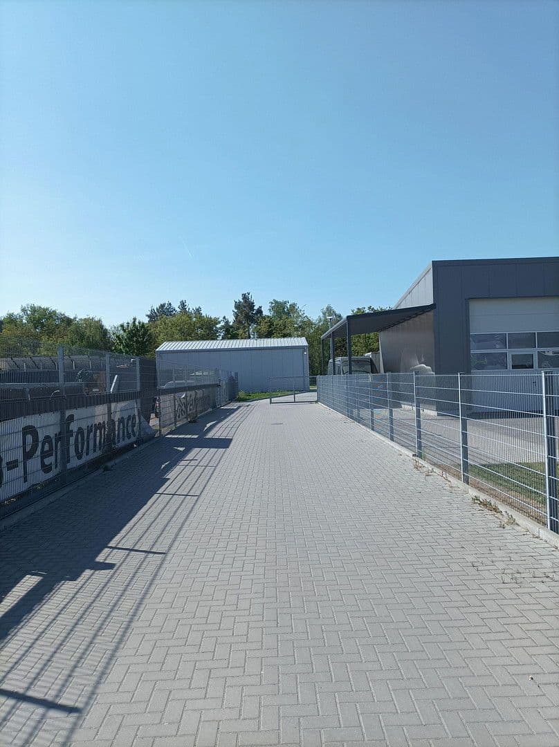 Prodej nebytového prostoru 6.127 m², Am Fuchsbau 15a, Petershagen/Eggersdorf, Braniborsko Prodej nebytového prostoru 6.127 m², Am Fuchsbau 15a, Petershagen/Eggersdorf, Braniborsko