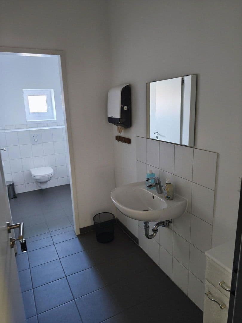 Prodej nebytového prostoru 6.127 m², Am Fuchsbau 15a, Petershagen/Eggersdorf, Braniborsko Prodej nebytového prostoru 6.127 m², Am Fuchsbau 15a, Petershagen/Eggersdorf, Braniborsko