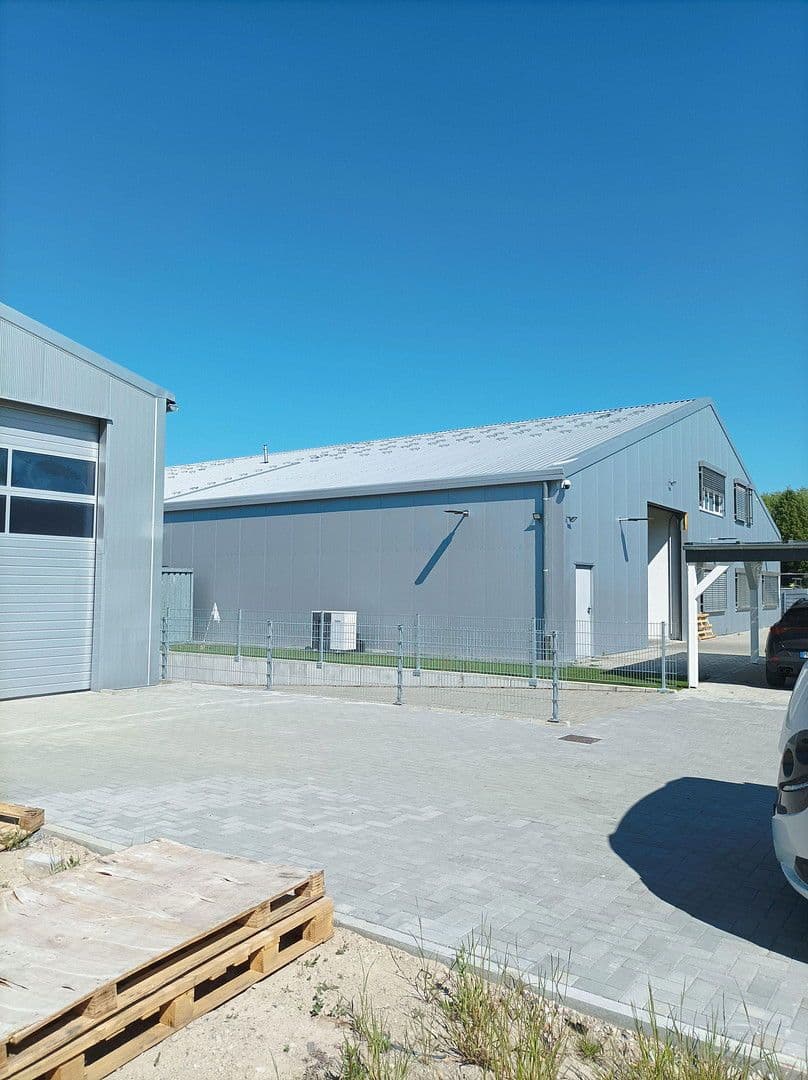 Prodej nebytového prostoru 6.127 m², Am Fuchsbau 15a, Petershagen/Eggersdorf, Braniborsko Prodej nebytového prostoru 6.127 m², Am Fuchsbau 15a, Petershagen/Eggersdorf, Braniborsko