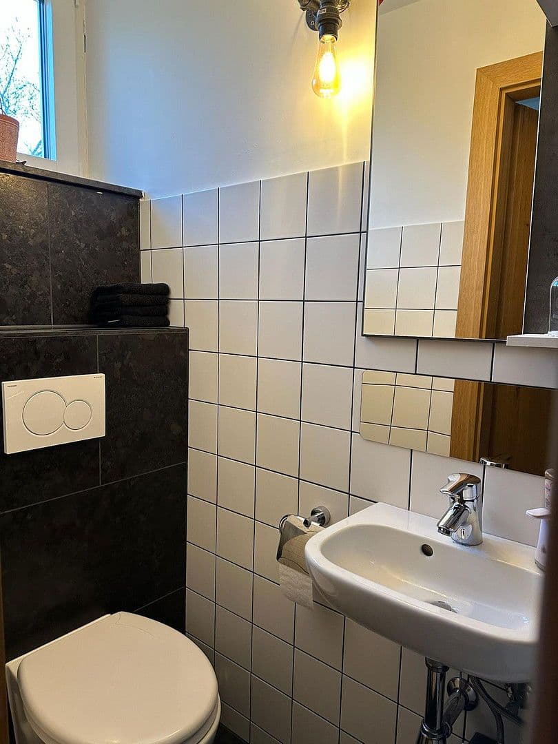 Prodej domu 120 m², pozemek 850 m², Durlacher Straße 105, Mannheim, Bádensko-Württembersko Prodej domu 120 m², pozemek 850 m², Durlacher Straße 105, Mannheim, Bádensko-Württembersko
